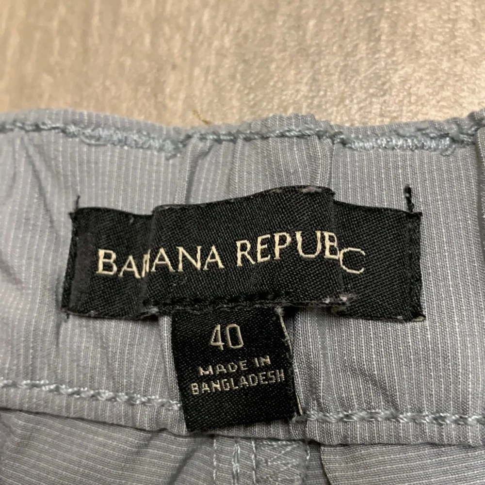 Mens Banana Republic Performance Flat Front Casual Chino Shorts‎